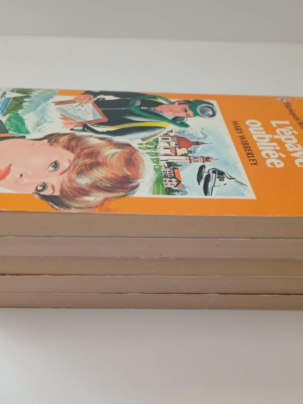 Lot of 10 Vintage Harlequin Romantique French Romance Books 1980s w/ Inscription - Picture 7 of 16